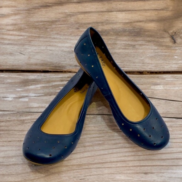 KORK-EASE SHOES PERFORATED NAVY LEATHER BALLET FLATS SIZE 6 KORK EASE - Picture 2 of 6